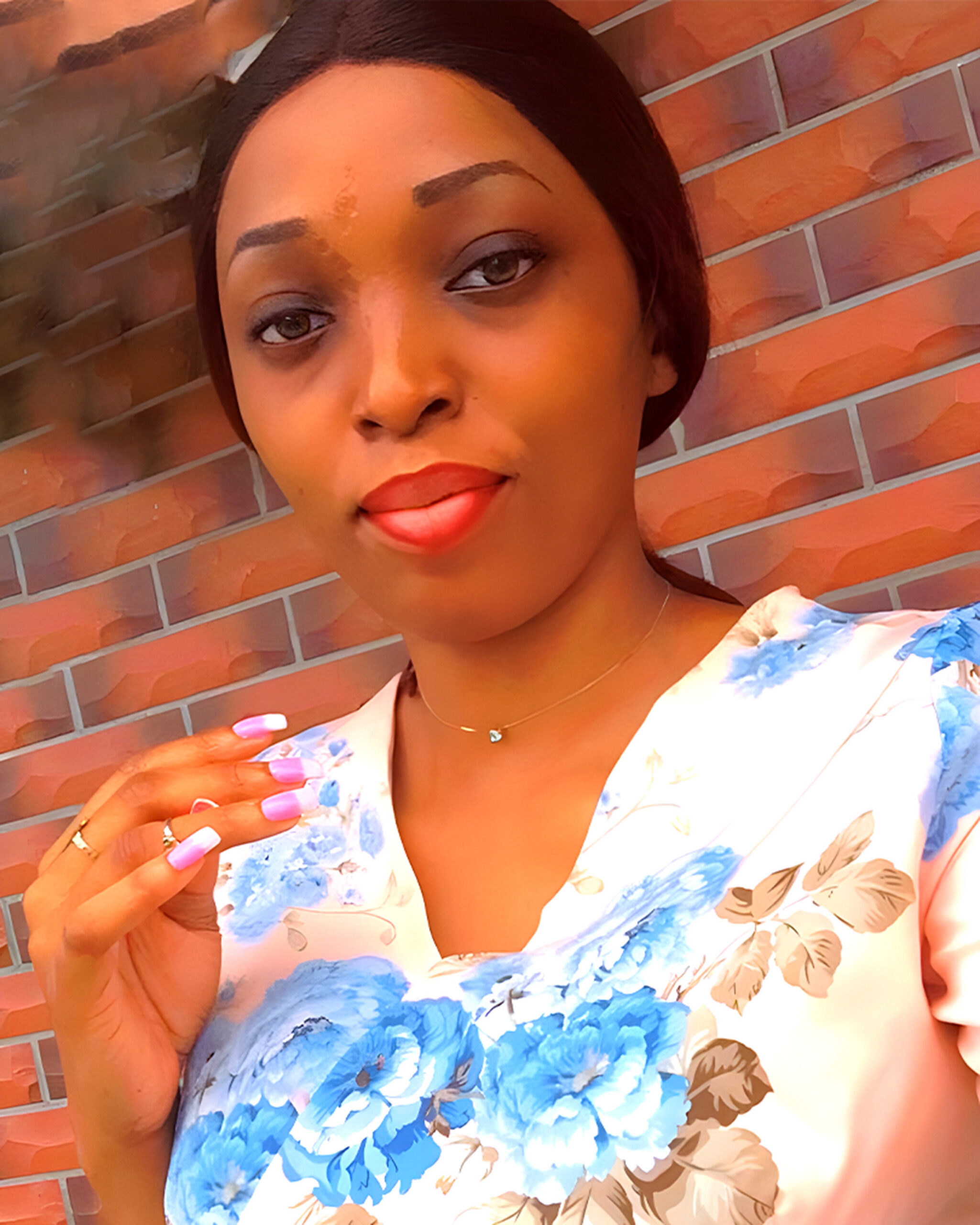 MIKINO Laura Fabienne